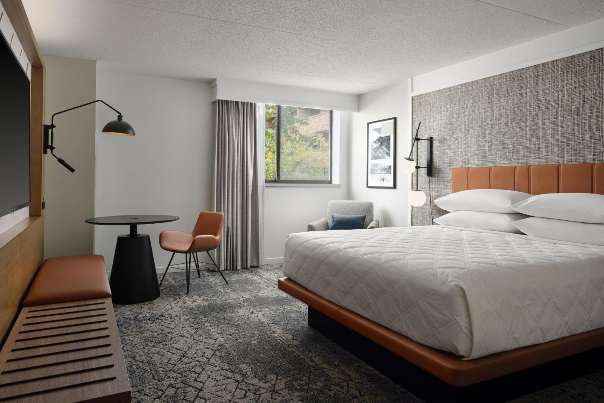 Sheraton Grand Rapids Airport Hotel Cascade Exterior foto